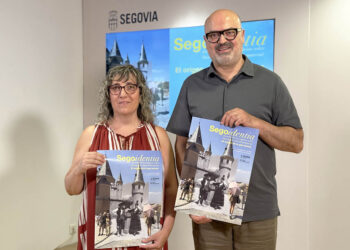 Esther Maganto y Juan Carlos Monroy, durante la presentación de 'Segoidentia'.. / AYUNTAMIENTO DE SEGOVIA
