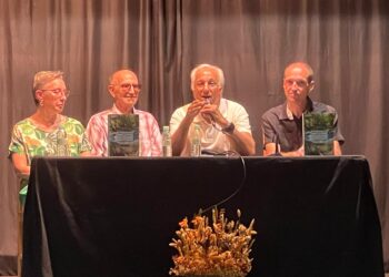 Acto de pesentacion del libro en Fuentepelayo / JUAN CRUZ SERRANO