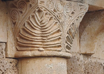 Capitel de la ermita de San Vicente, en Fuentesoto.