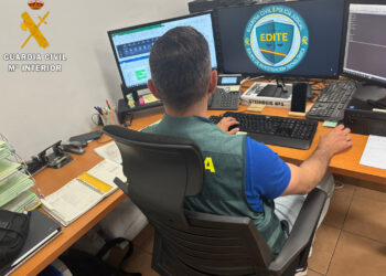 Detenida una persona e investigada otra en Picassent por una ciberestafa de 3.000 euros a un vecino de Cantalejo / GUARDIA CIVIL