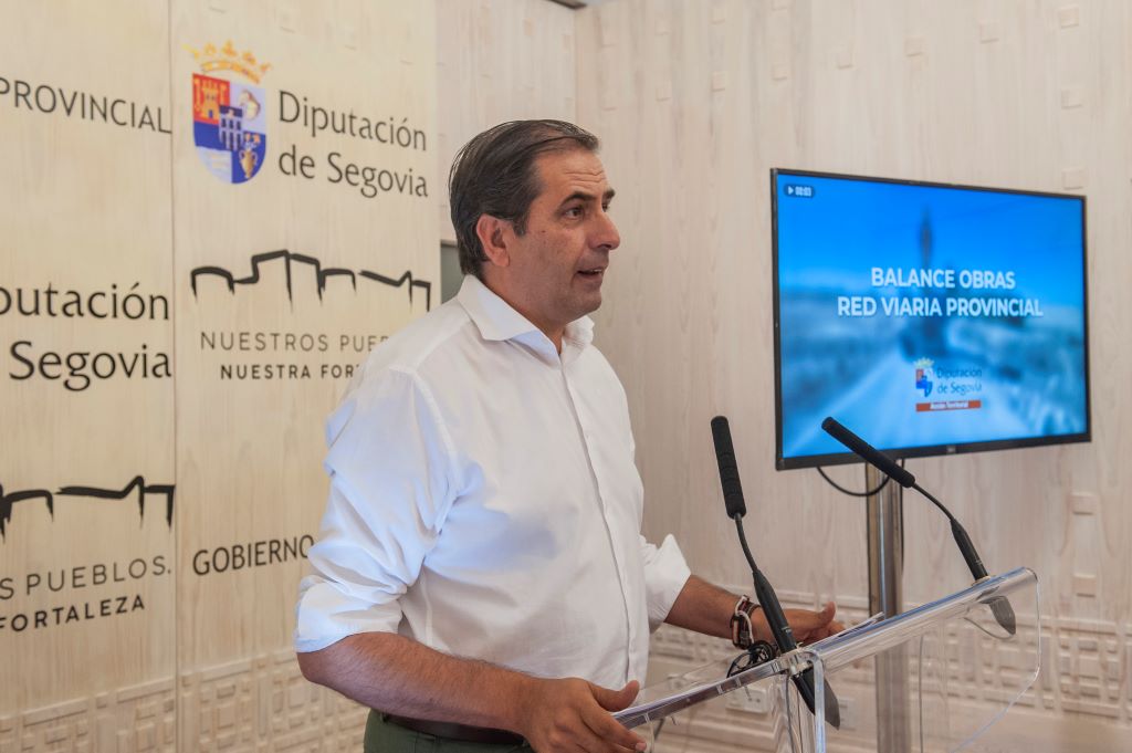 Benjamín Cerezo hace balance de las obras en carreteras provinciales acometidas en 2025. / DIPUTACIÓN 