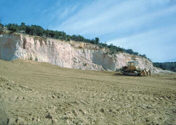 Proceso de Georestauración en la cantera La Revillana en Orejana/ RESTAURACION GEOMORFOLOGICA