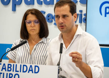 Los diputados nacionales del Partido Popular de Segovia María Cuesta y Pablo Pérez. / HÉCTOR CRIADO