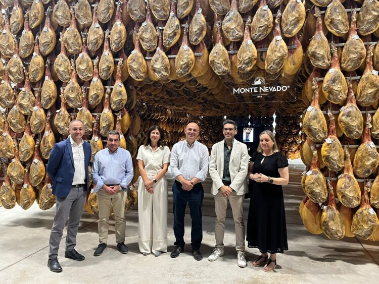 La Junta incrementará hasta el millón de euros su partida para proyectos de I+D+i en el sector cárnico 1 Presentación del proyecto de investigación’Innomadur’ / JCYL