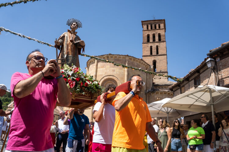 Procesión de San Lorenzo - Héctor Criado
