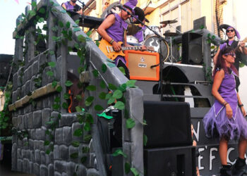 Carroza ganadora efectuada por la peña ‘El Juicio del Bare’ / ASOCIACIÓN DE CARROZAS DE FUENTEPELAYO