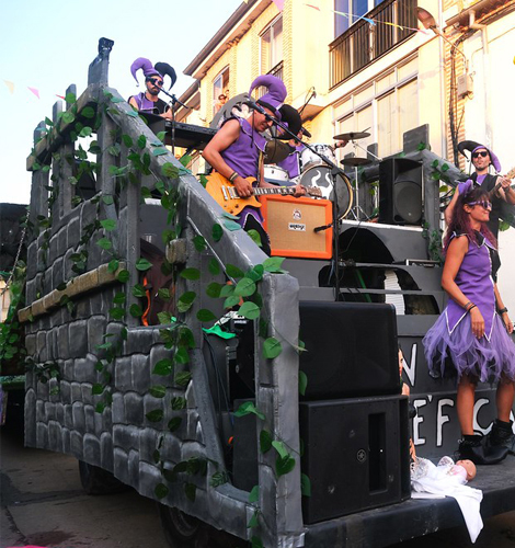 Carroza ganadora efectuada por la peña ‘El Juicio del Bare’ / ASOCIACIÓN DE CARROZAS DE FUENTEPELAYO