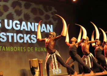 Uganda Sticks. / PALADIO ARTE