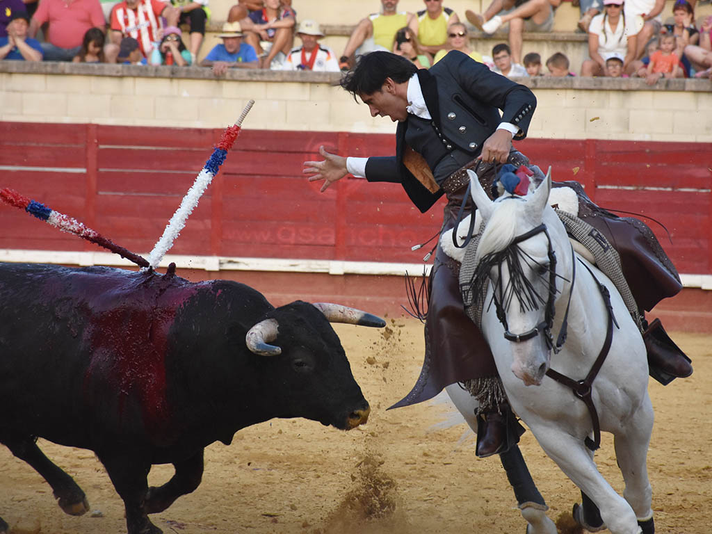 Ventura, tras clavar una banderilla. / A.M.