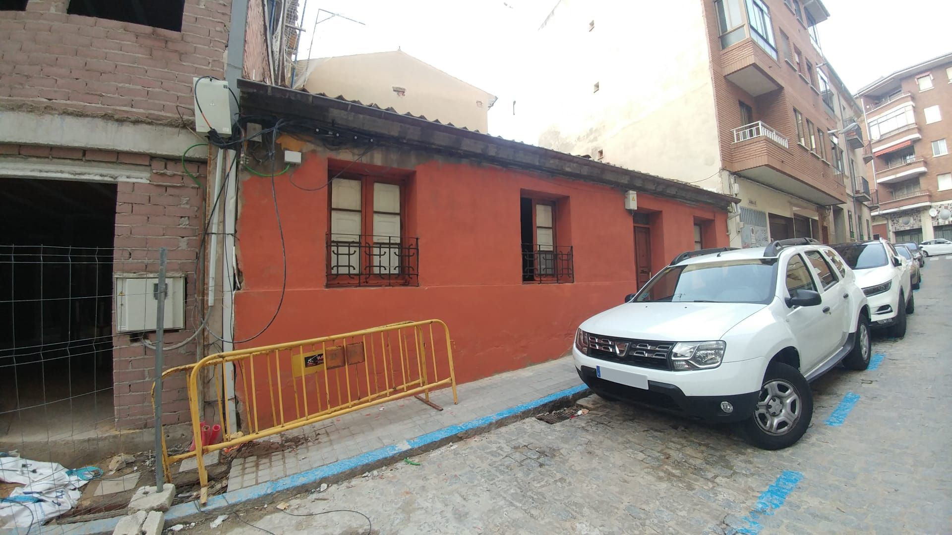 Vivienda okupada en la calle Convento en el barrio de Santa Eulalia.