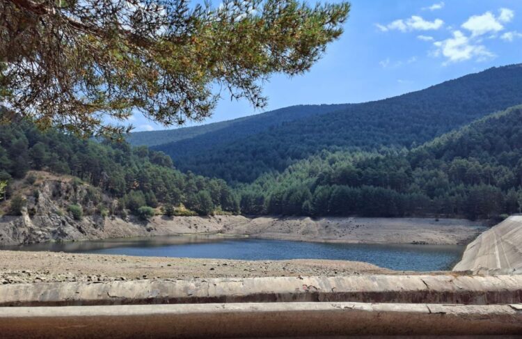 El Ayuntamiento de El Espinar pide hacer un uso racional del agua 1 Situación del embalse a fecha del 4 de agosto / AYTO. EL ESPINAR