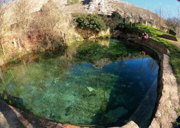 Una imagen de la Fuente de la Salud, de la Asociación de Vecinos y Amigos de Vellosillo.