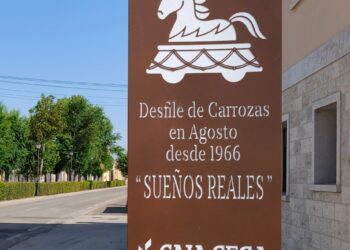 Uno de los monolitos instalados / JUAN CRUZ SERRANO