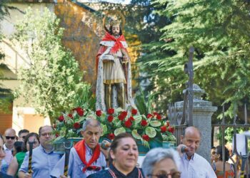 San Luis es sacado en procesión el lunes 25 de agosto.