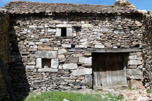 Rades de Abajo también es una pedanía del ayuntamiento de Pedraza.