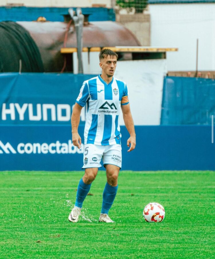 Josep Jaume durante un encuentro del curso pasado con el At. Baleares./ATL. BALEARES