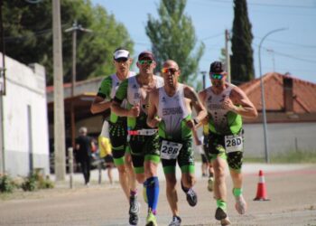 La delegación del club segoviano durante una cita en la pasada temporada./T. LACERTA