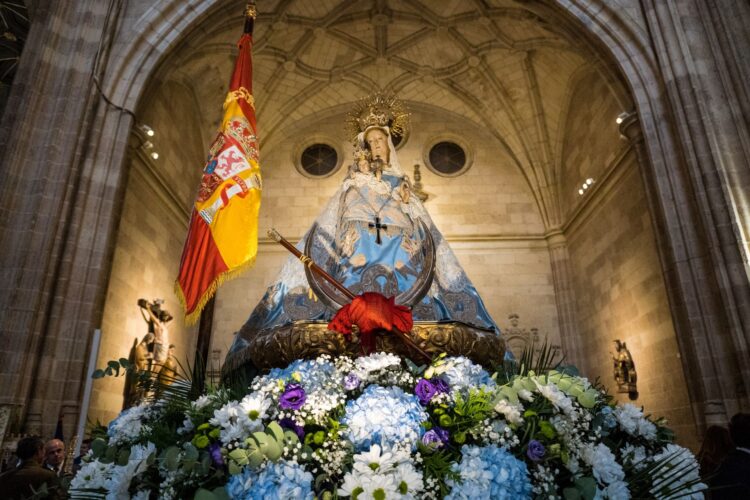 Emoción en el regreso de la Virgen de la Fuencisla a pesar de la lluvia 1 La Virgen de la Fuencisla/HÉCTOR CRIADO