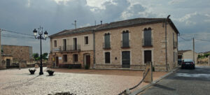 Muñoveros y sus amplios campos arcillosos 6 En el año 1826 esta pequeña población pasó de llamarse Aragüetes al actual Arahuetes.