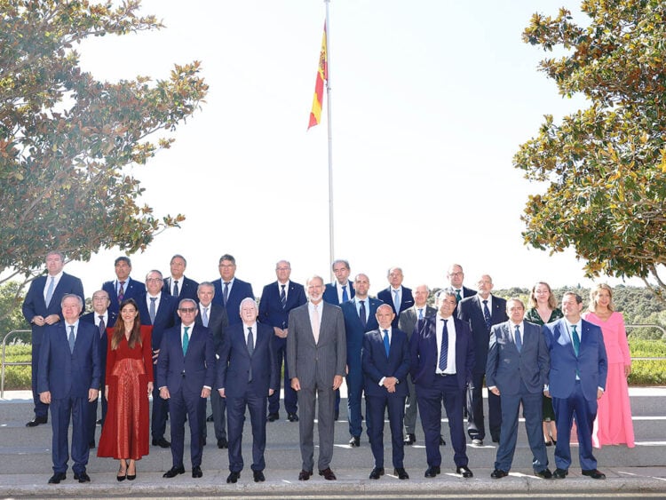 Felipe VI recibe la Medalla de Honor del Consejo de Cámaras de Comercio de Castilla y León. / CÁMARAS DE COMERCIO DE CASTILLA Y LEÓN