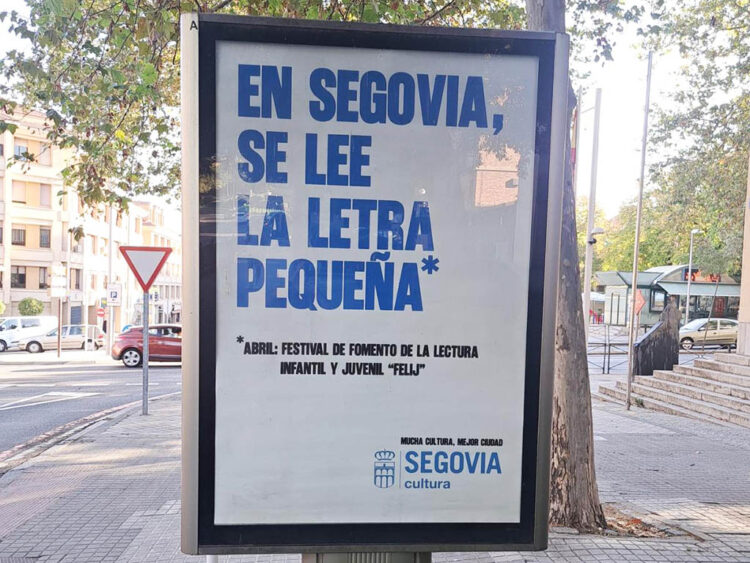 El Ayuntamiento lanza una campaña de ‘mupis’ para visibilizar la oferta cultural de la ciudad 1 Campana MUPIS Cultura