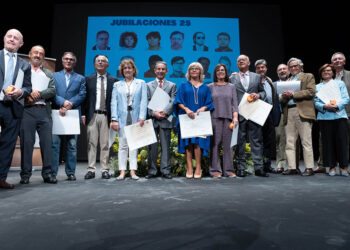 Acto del Colegio de Médicos de Segovia en el Teatro Juan Bravo. / HÉCTOR CRIADO
