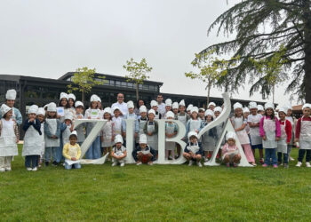 Participantes de la actividad 'Divertichef', en Zibá. / ZIBÁ