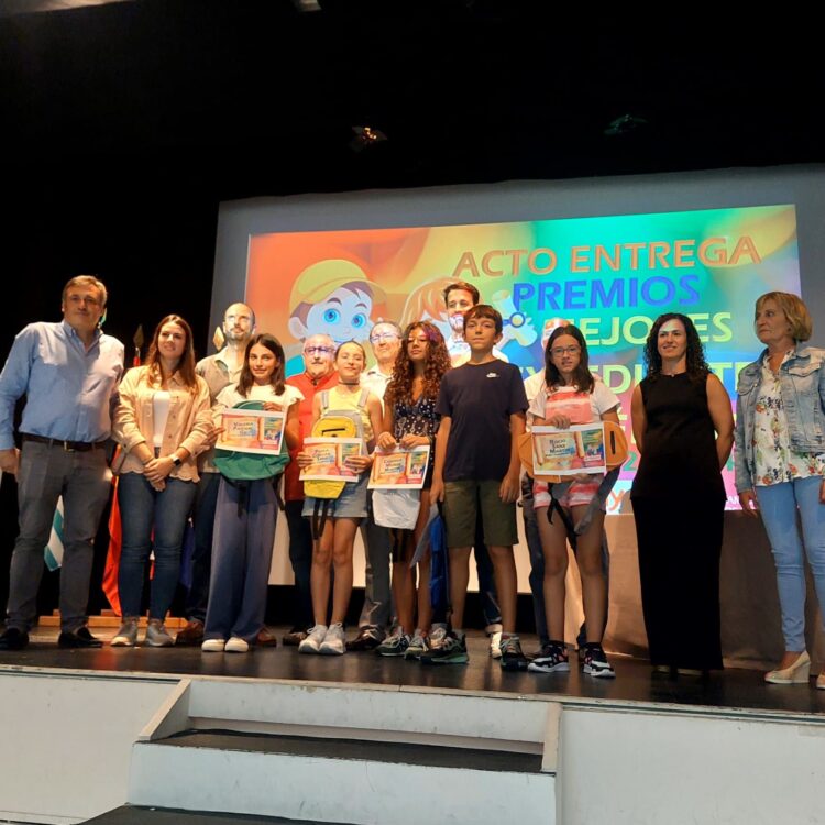 El CEIP La Atalaya de Palazuelos de Eresma premia a sus mejores estudiantes 1 Ganadores de una edición anterior. /AYTO PALAZUELOS DE ERESMA