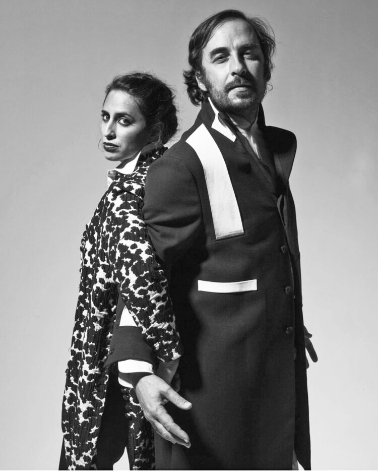 “La lana merina española es un patrimonio que queremos recuperar, porque es la mejor del mundo” 1 Los diseñadores Paul García Oteyza y Caterina Pañeda.