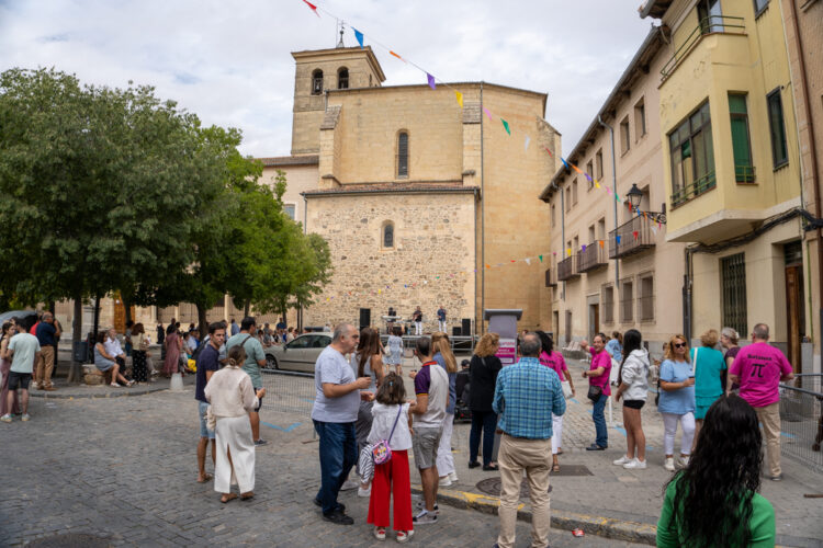 Limonada con Tajada Fiestas del Salvador - Héctor Criado