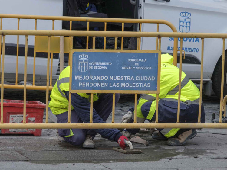 La ciudad contará con un nuevo servicio de mantenimiento y conservación de vías públicas 1 Servicio municipal de reparación de vías públicas. / KAMARERO