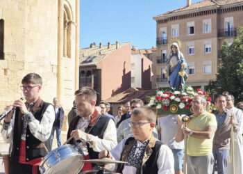 Procesión de los camareros por la festividad de Santa Marta en Segovia. / AYUNTAMIENTO DE SEGOVIA