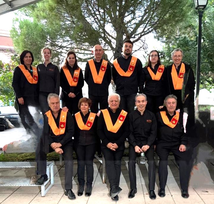 La rondalla ‘Taller Cultural de Fuentepelayo’ ofrecerá ocho conciertos 1 La rondalla en su reciente actuación en Muñopedro / JUAN CRUZ SERRANO