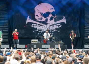 Concierto de la banda italiana Talco.