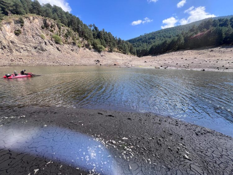 Concluye la última fase del vaciado de la presa de El Tejo de El Espinar 1 Vaciado del embalse de El Tejo en El Espinar / CHD