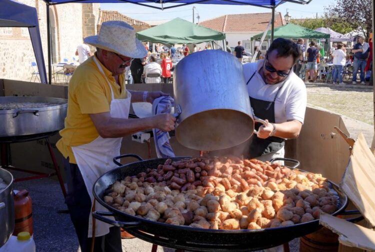 Ediciones pasadas de la Feria del Garbanzo de Labajos / E.A.