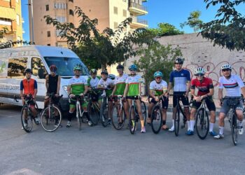 La delegación del club segoviano durante la cita en la localidad de Águilas./T. LACERTA