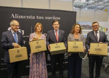 Autoridades durante la inauguración/DIPUTACIÓN DE SEGOVIA