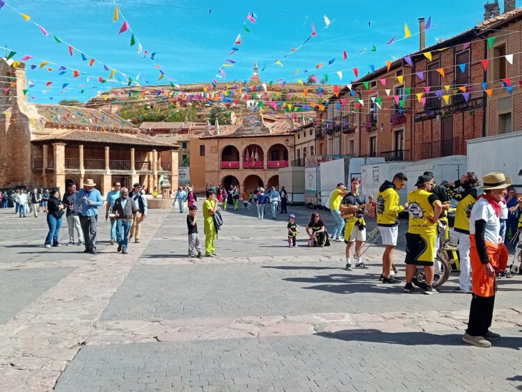 Fiestas en la plaza de Ayllón