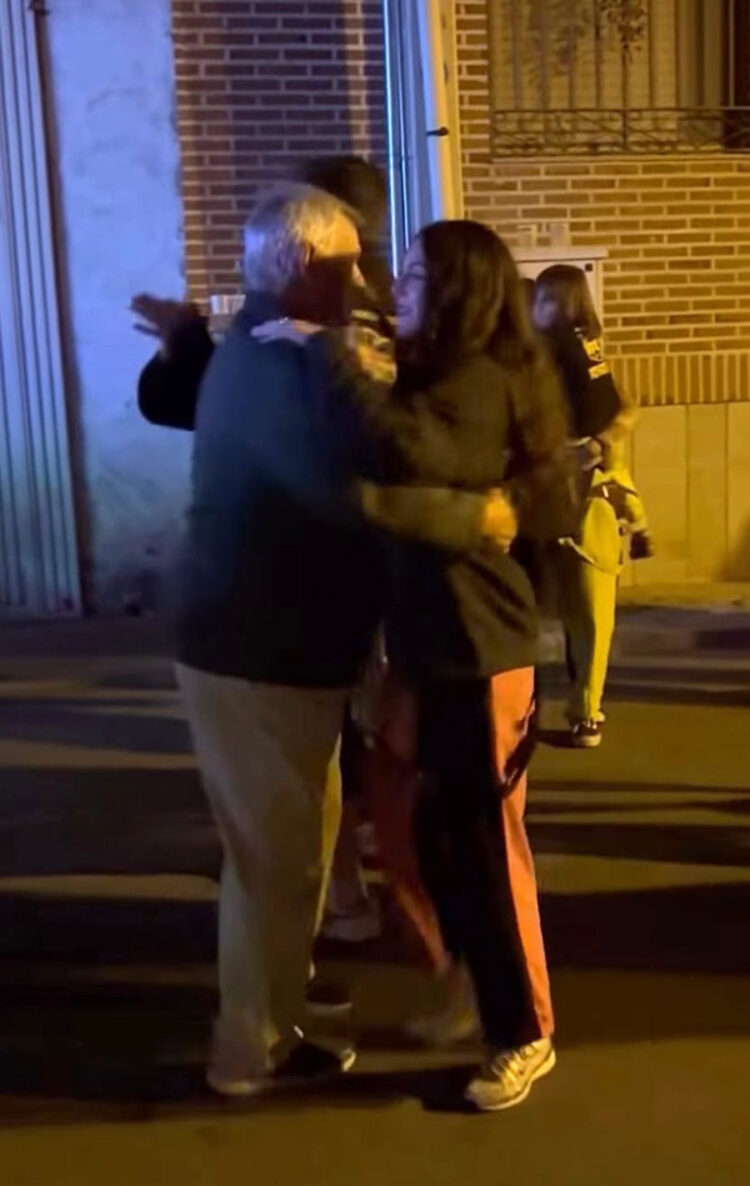 Una pareja bailando pasodobles.