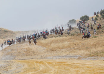 Instantánea del primer encierro de las fiestas en honor a la Virgen del Rosario / ICAL