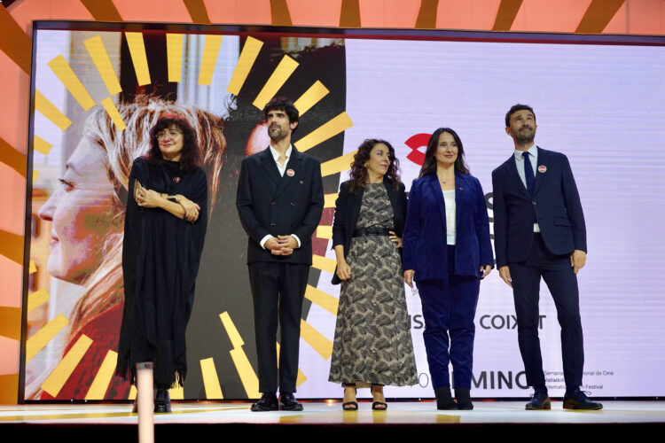 “Tres adioses”, de Isabel Coixet, puso fin a la gala de inauguración de esta edición del festival. / Leticia Pérez