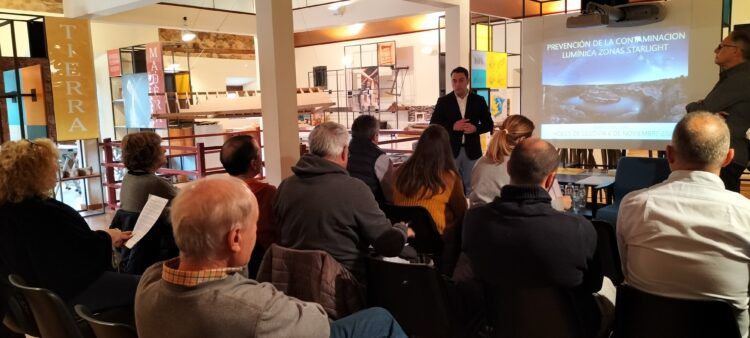 La formación se dirige a empresarios del sector turístico y hostelero / DIPUTACIÓN