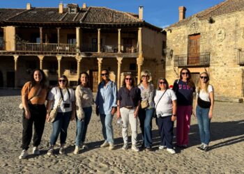 Visita a la localidad segoviana de Pedraza / DIPUTACIÓN