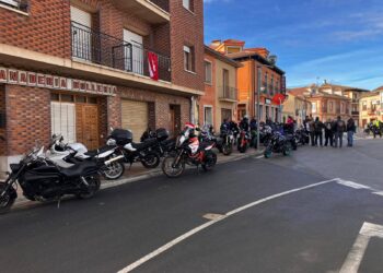 Concentración Motera de Abades / DIPUTACIÓN