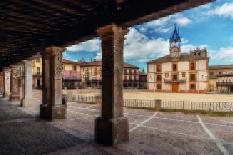 La Diputación refuerza la conectividad con wifi gratuito en Riaza, Maderuelo y Sepúlveda 1 Foto de archivo. Vista de la plaza Mayor de Riaza / DIPUTACIÓN