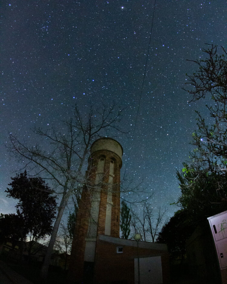 Observación del cielo nocturno en el municipio segoviano / ‘LIBRE TE CIELO’