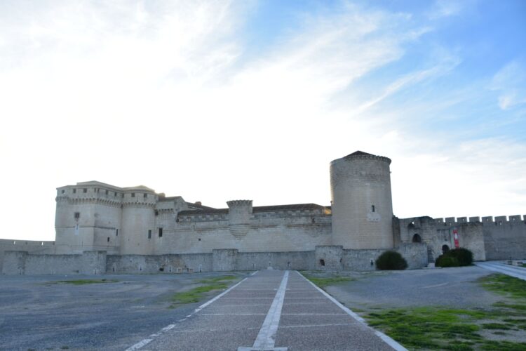 Foto de archivo. Vista del castillo de Cuéllar./ JOSÉ ANTONIO SANTOS