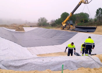 Foto de archivo. Construcción de una estación depuradora / ICAL