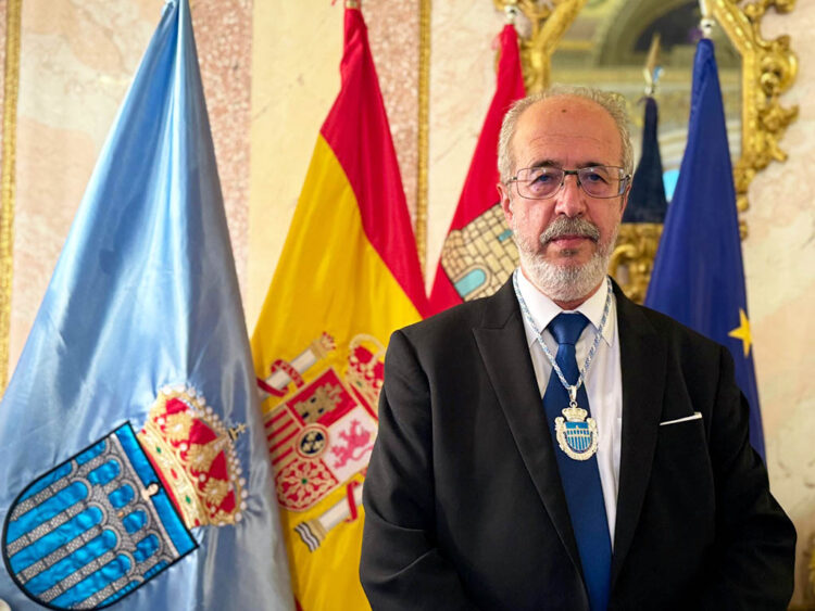 Jorge Martínez Acinas toma posesión como nuevo Defensor de la Ciudadanía 1 Jorge Martínez Acinas, en la toma de posesión como Defensor de la Ciudadanía de Segovia. / AYYUNTAMIENTO DE SEGOVIA